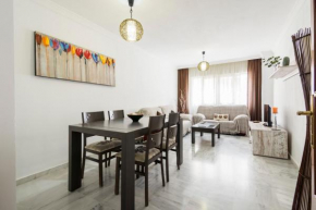 Apartamento Alaska 800 m de la Playa Parking Privado, Malaga
